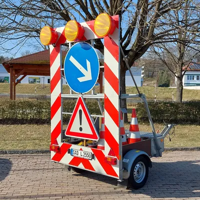 Verkehrsabsicherungsanhänger